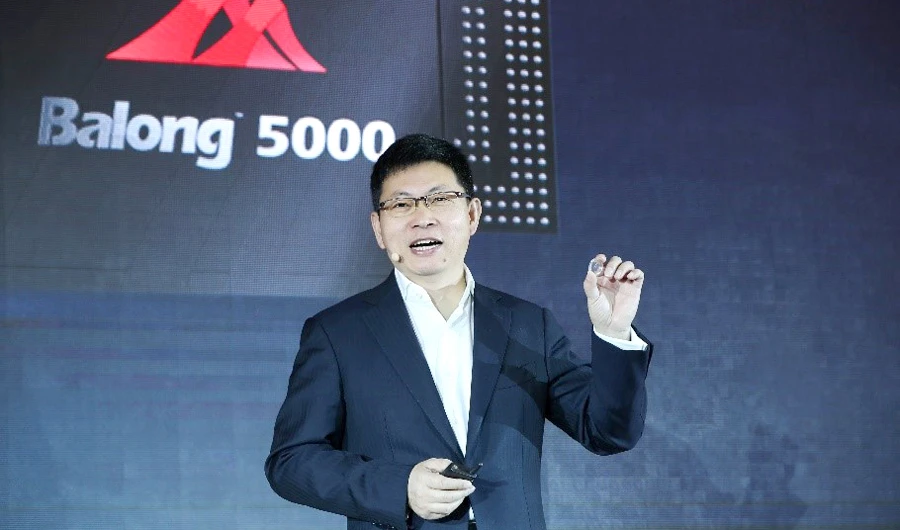 CEO of Huawei’s Consumer Business Group Richard Yu said the Balong 5000 will open up a whole new world to consumers.