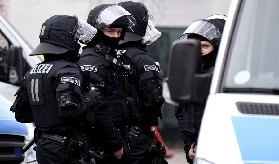 3 Iraqi refugees arrested in Germany over attack plot
