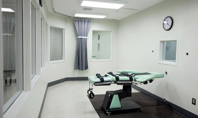 Judge says execution can proceed without imam present