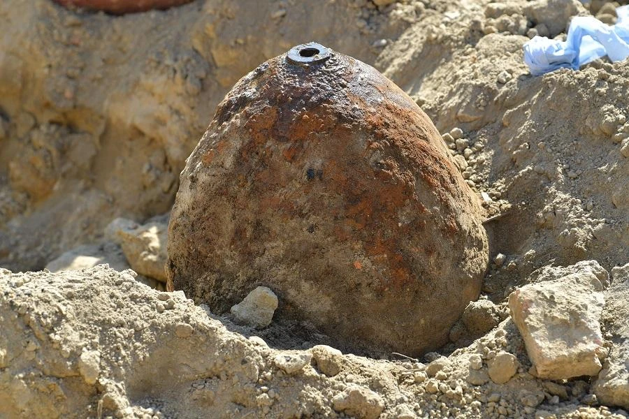 A World War II aerial bomb to be defused after it was found on a construction site in Ludwigshafen, western Germany, is pictured on August 26, 2018. (File/AFP)