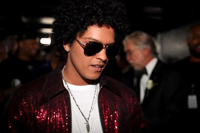 Bruno Mars puts on stellar concert show ahead of Super Bowl