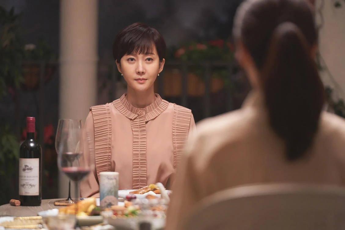 TV drama stirs debate over S.Korea’s cutthroat education culture