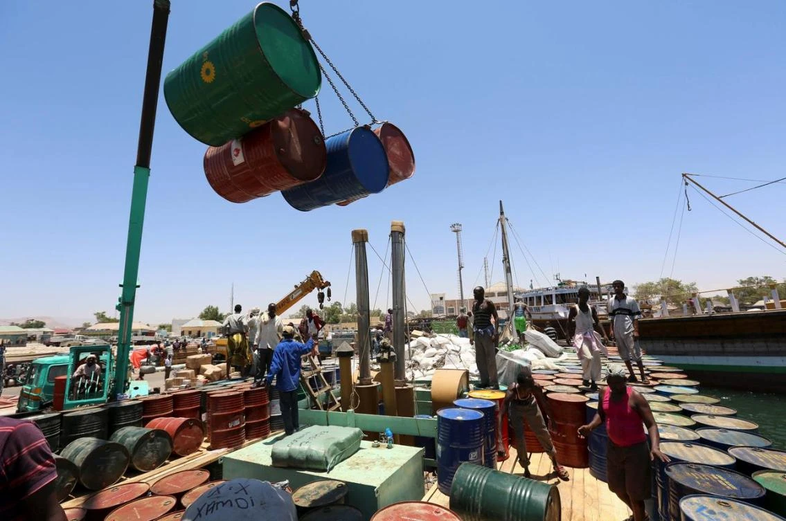 Somalia port boss killed, car bomb leaves 11 dead