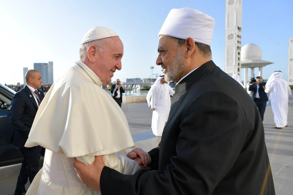 Pope Francis meets Muslim leaders in Abu Dhabi on historic UAE visit