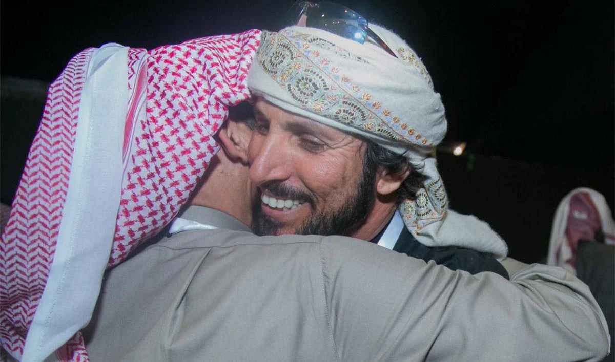 The King Abdul Aziz Falconry festival won the title of the world's largest falcon racing tournament after finding a place in the Guinness World Records. (Photo courtesy: Falcon Club/Twitter)
