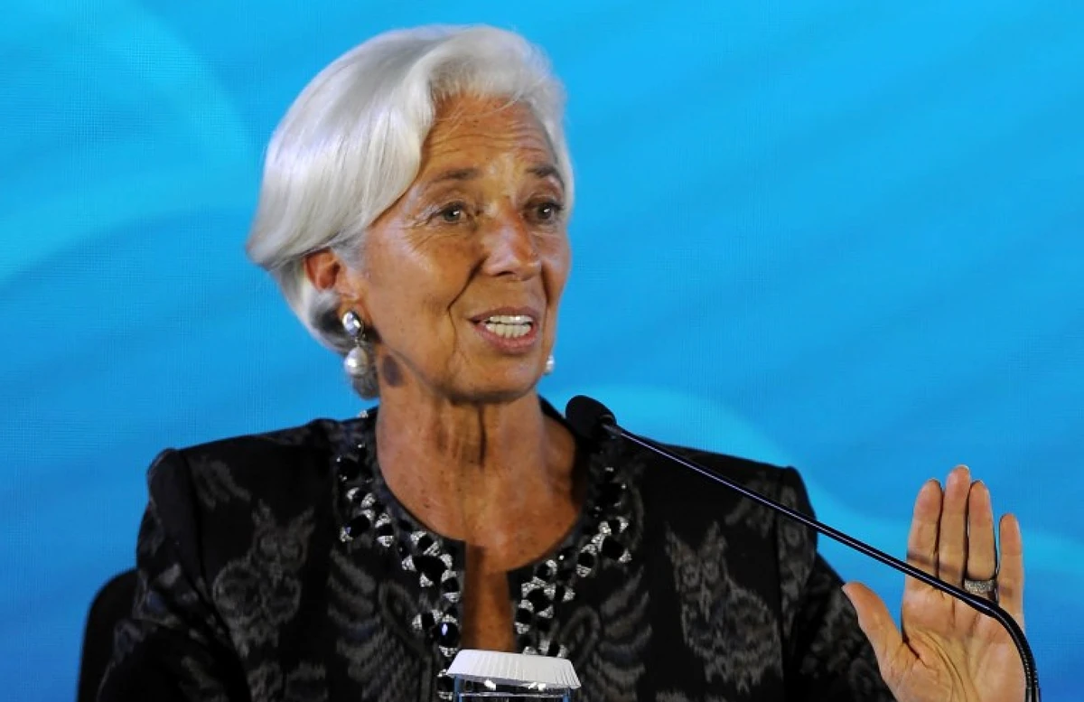 Christine Lagarde, managing director of the International Monetary Fund, has warned that the economies of the Middle East face a challenging time. (File/AFP)