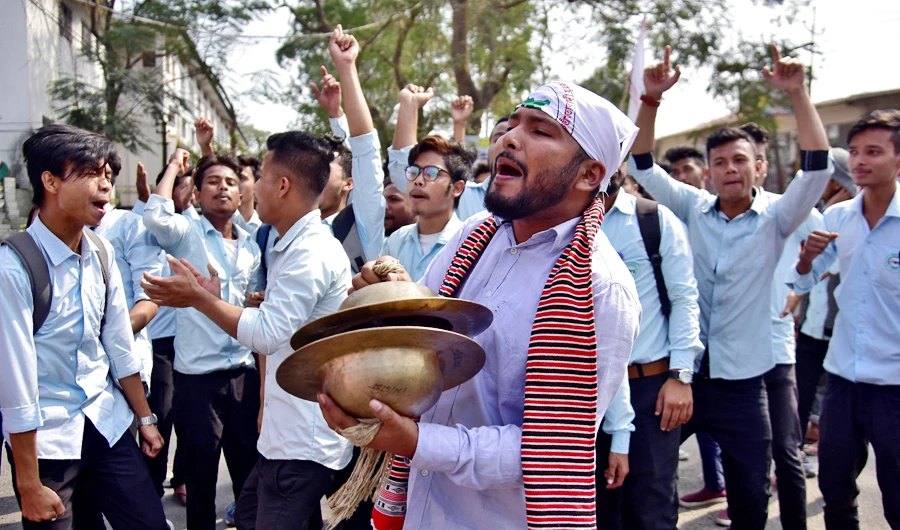 Protesters in India claim victory as citizenship bill stalls