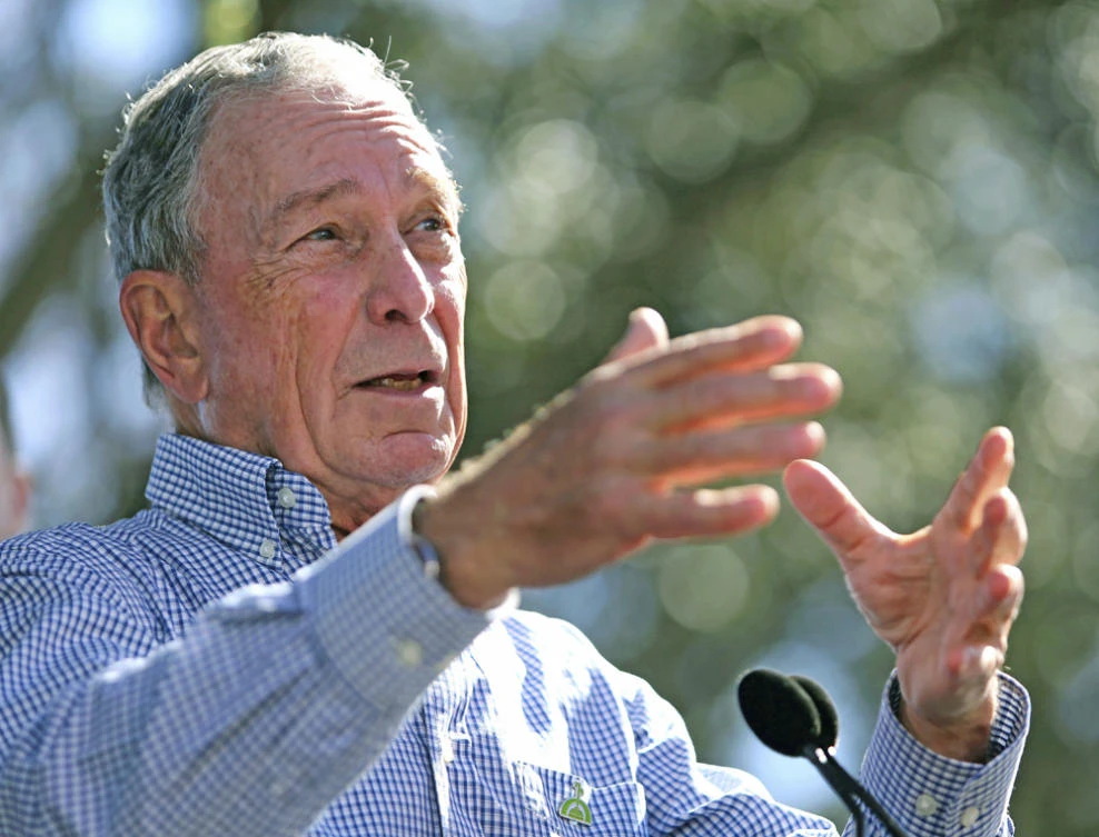 Former New York mayor Michael Bloomberg delivers remarks during his visit to the Orlando Utilities Commission sustainable energy facility on Feb. 8, 2018. (Joe Burbank/Orlando Sentinel via AP)
