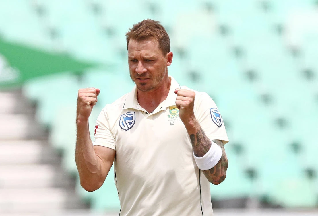 Dale Steyn passes milestone to put South Africa on top against Sri Lanka