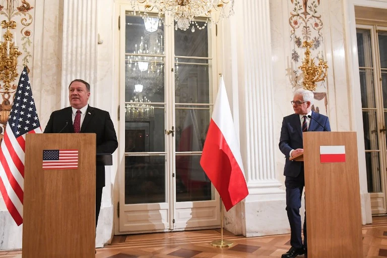 World’s Valentine’s Day message to Iran