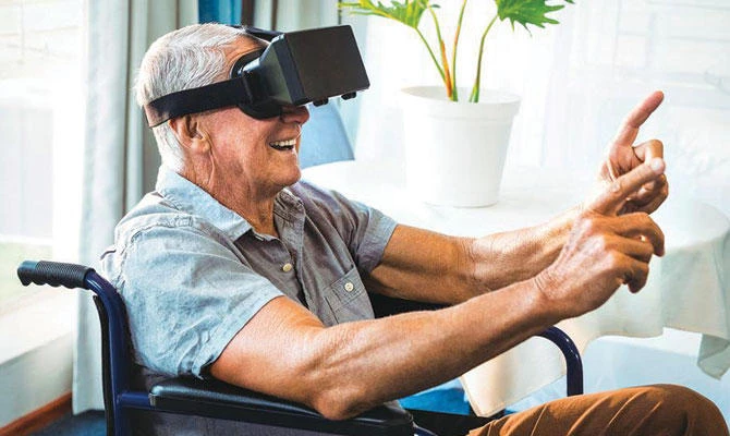 Many hospitals around the world have started experimenting VR to improve patients quality of life. (Shutterstock)