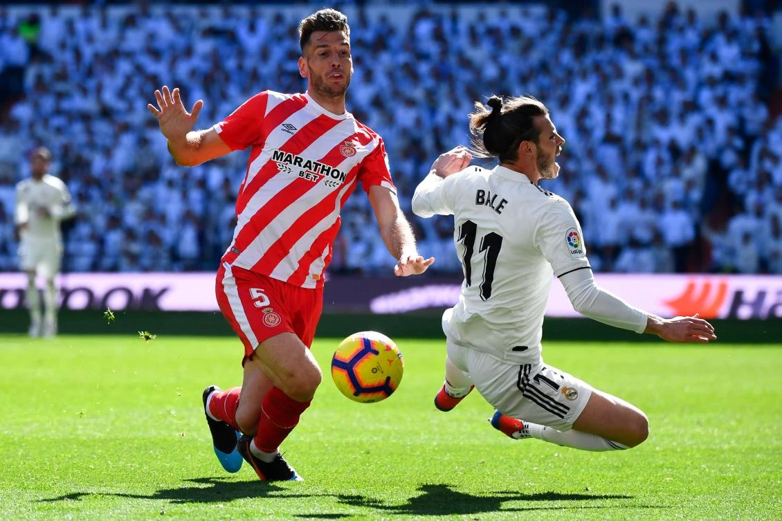Real Madrid can still win title, claims Santiago Solari