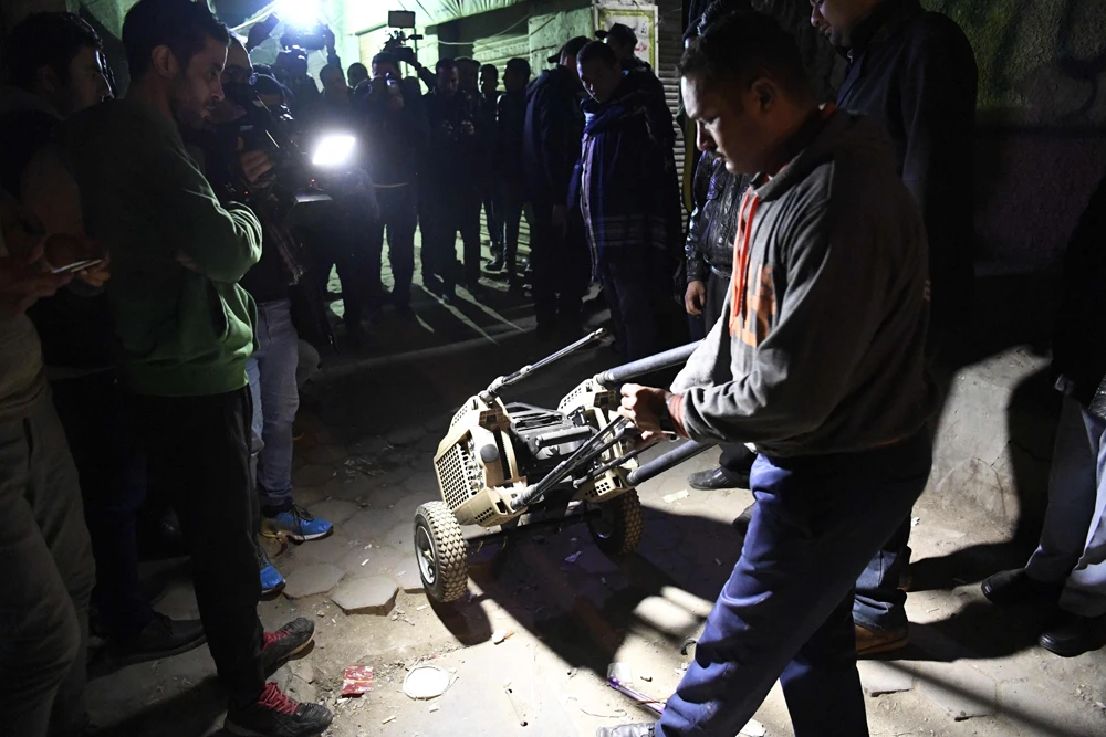 Third Egyptian policeman dies from Cairo suicide blast