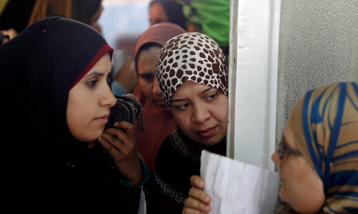 The government aims to open 70 new clinics by March. Above, a family advisor is speaking to Egyptian women in a Fayoum clinic. (Reuters)