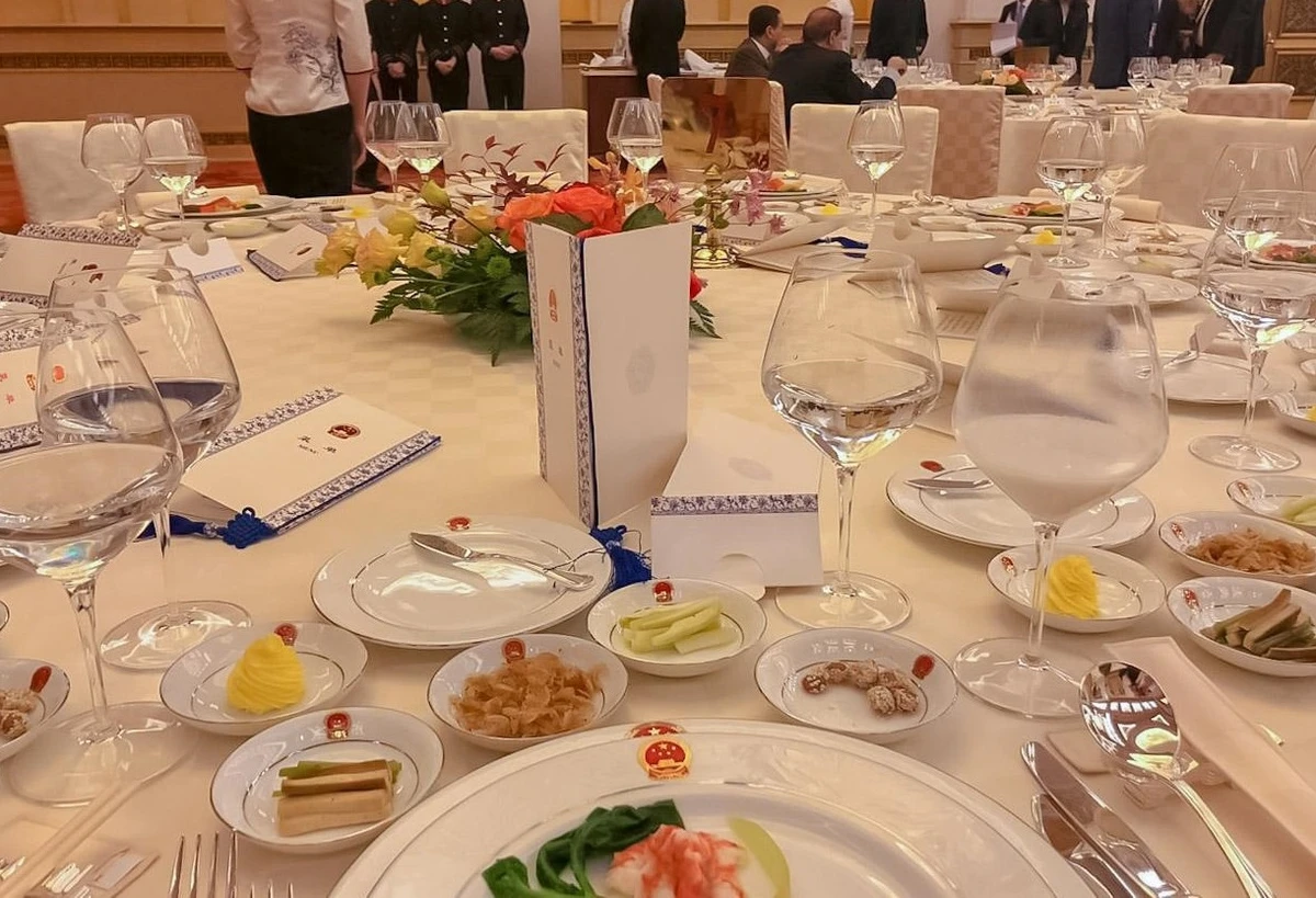 What China served at lunch in honor of the Saudi Crown Prince