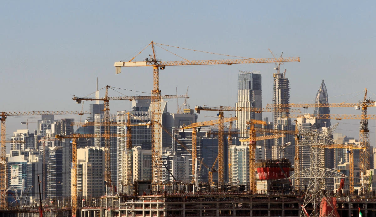 General view of Dubai's cranes at a construction site in Dubai, UAE December 18, 2018. (Reuters)