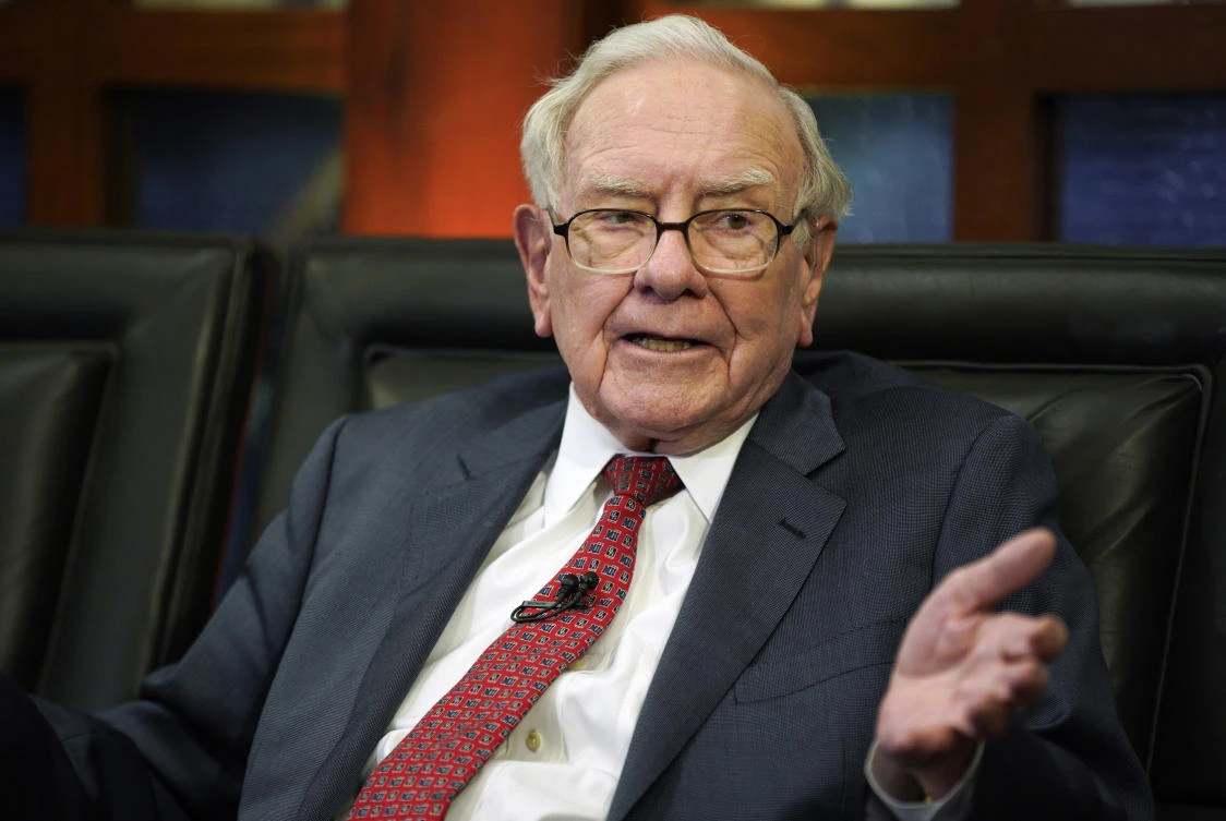 Berkshire overpaid for Kraft Heinz: Warren Buffett