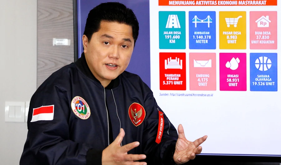 Chief of Indonesia's presidential election campaign for Joko Widodo, Erick Thohir, talks during a media briefing in Jakarta, Indonesia, on Feb. 27, 2019. (Reuters)