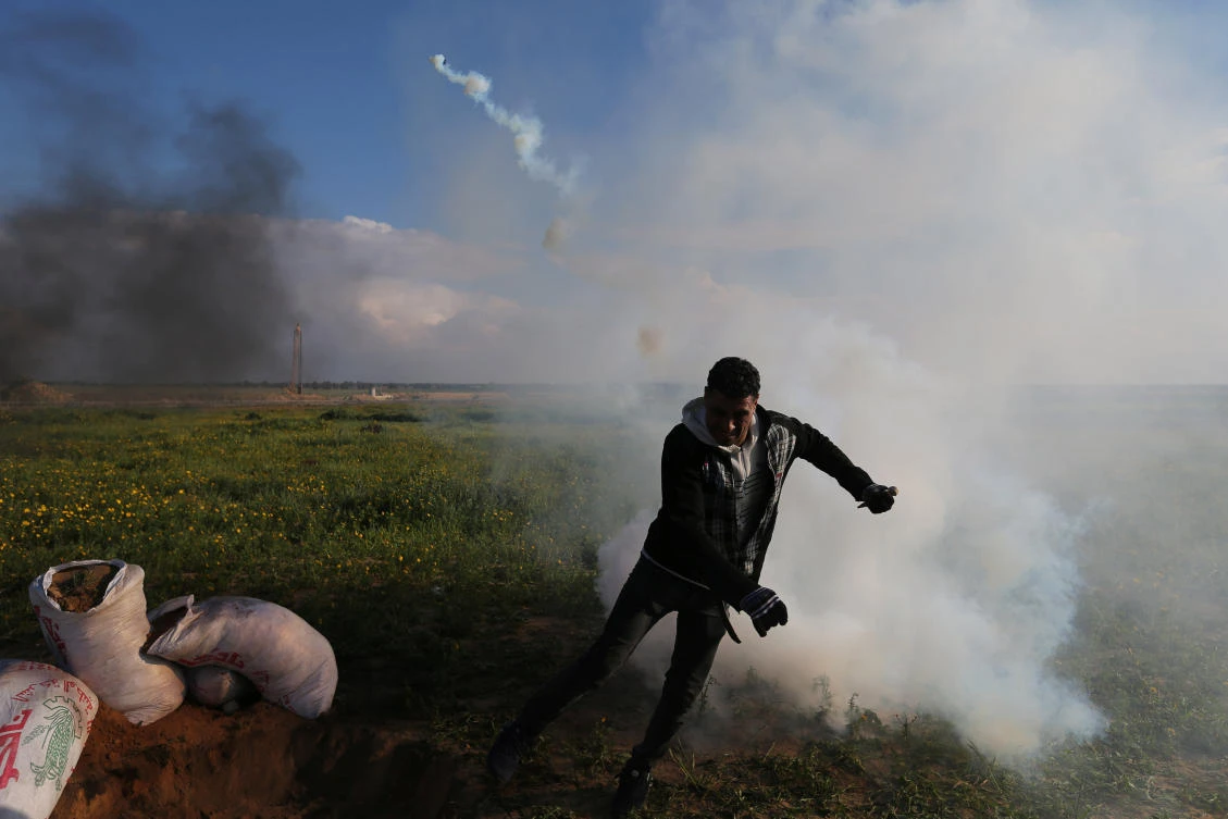 Palestinians in Gaza have for months been sporadically launching balloons with incendiary and explosive devices at southern Israel in parallel with weekly protests and clashes taking place at the fence. (File/Reuters)