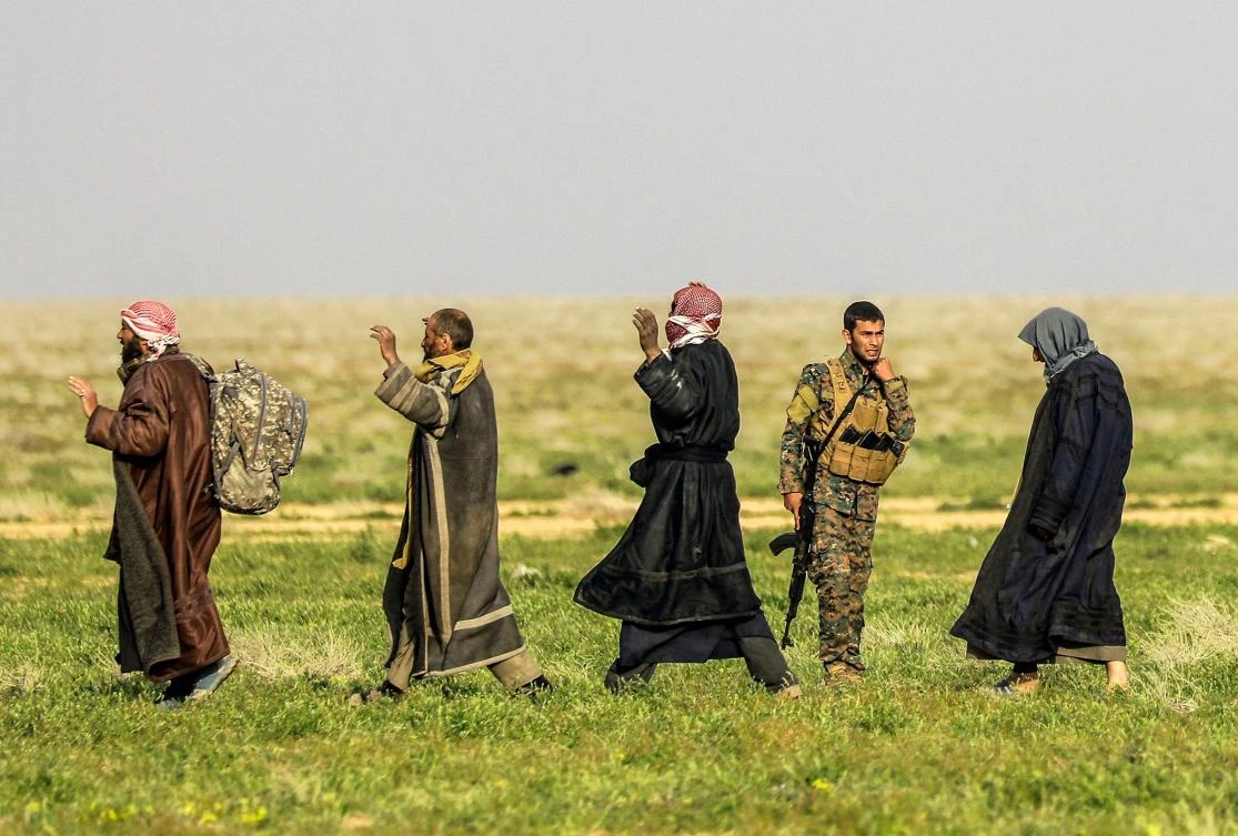 The SDF has been trying to evacuate thousands of civilians in Baghouz. (File/AFP)