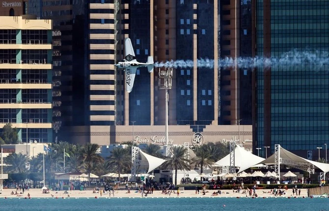 Mike Goulian of USA maneuvers his plane during a training session for the 2019 Red Bull Air Race World Championship in the Emirati capital Abu Dhabi on February 8,2019. (AFP file photo)