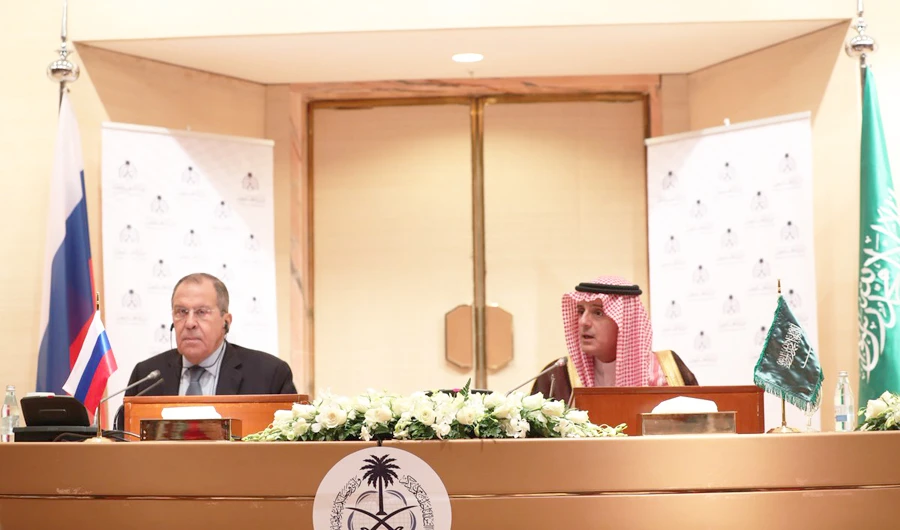 Saudi Arabia's Minister of State for Foreign Affairs Adel Al-Jubeir received Russia's foreign minister Sergei Lavrov on Monday in Riyadh. (Saudi Arabia Ministry of Foreign Affairs)