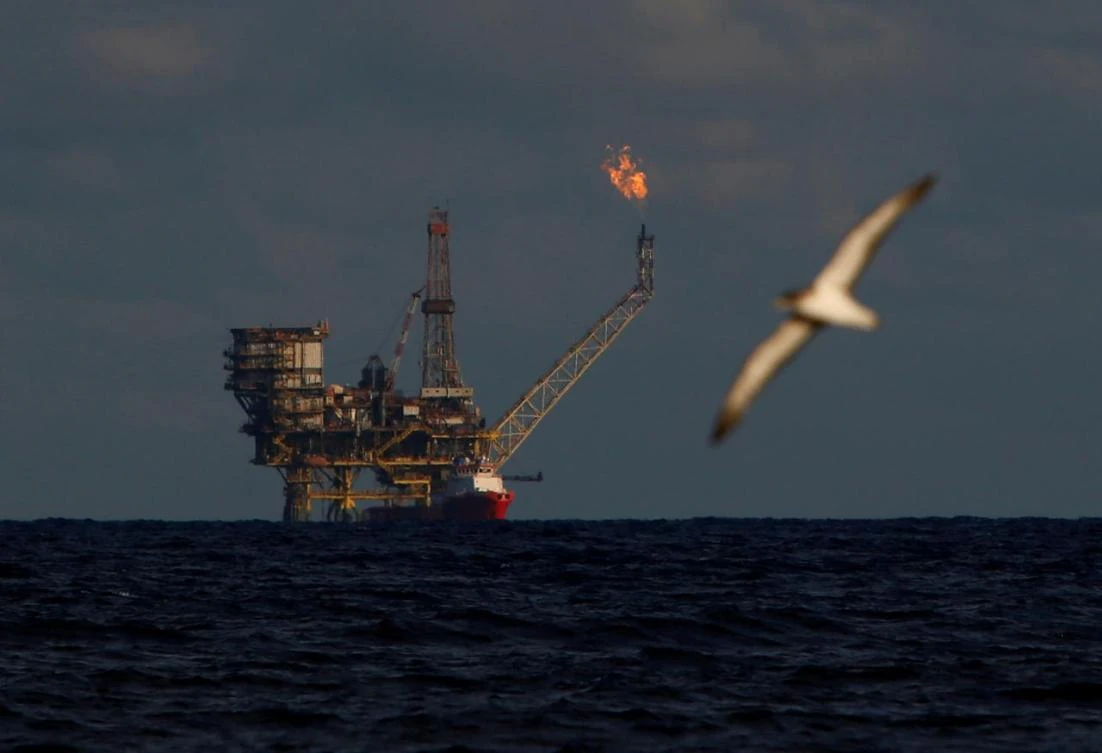 An oil platform in the Bouri Oilfield some 70 nautical miles north of the coast of Libya. Putting a dampener on the market was the restart of the country’s El Sharara oilfield. (Reuters)