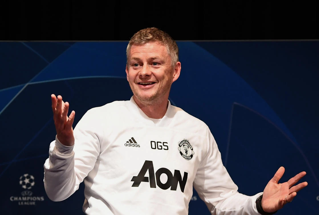Ole Gunnar Solskjaer tells Manchester United to go all out on the attack against PSG