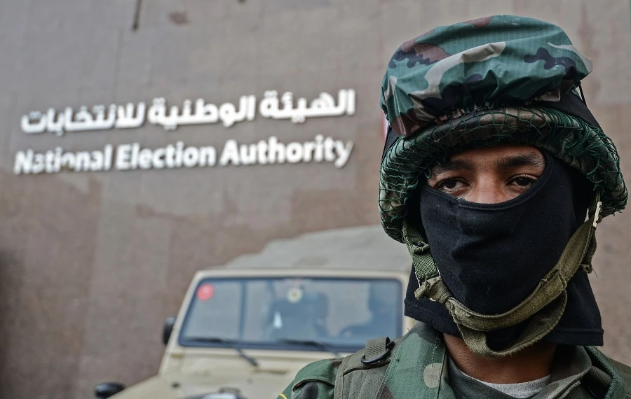 Seven terrorists were killed and an officer was wounded in clashes between Egyptian police on Thursday in the ring road in Giza. (File/AFP)