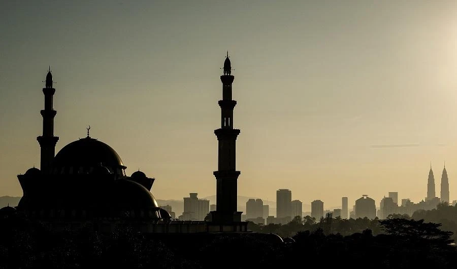 The offense carries a maximum penalty of one year in jail or a fine of up to 50,000 ringgit ($12,228) or both. (File/AFP)
