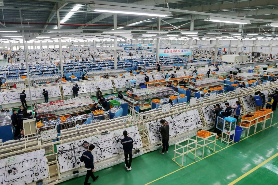 Output growth at China’s factories and workshops for the first two months slowed to 5.3 percent on-year.(AFP)