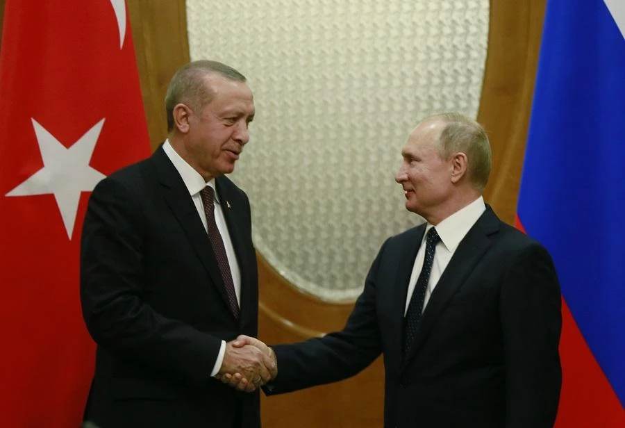 Turkish President Recep Tayyip Erdogan and Russia’s Vladimir Putin have been working closely to end the fighting in Syria. (File/AFP)