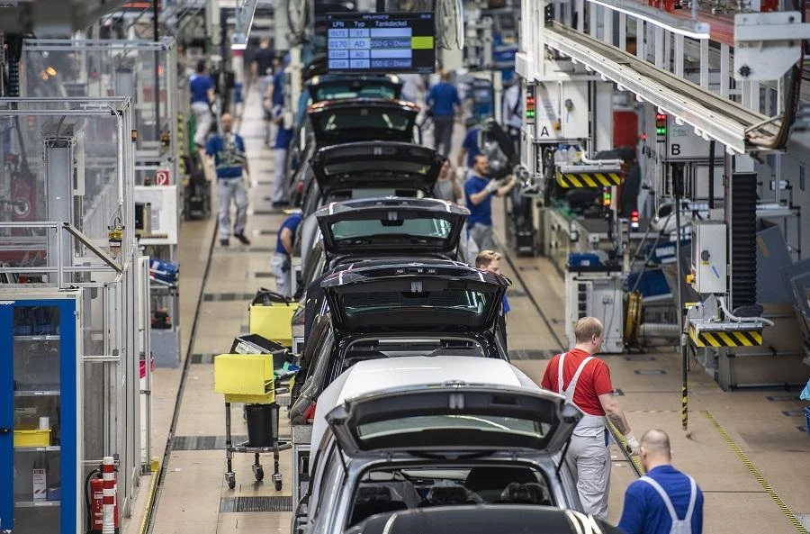 Volkswagen “reaped hundreds of millions of dollars in benefit by issuing the securities at more attractive rates for the company,” the SEC said. (File/AFP)