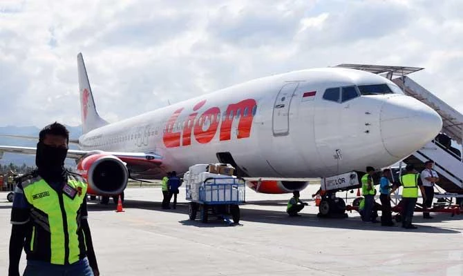 In this file photo taken on October 10, 2018, a Lion Air Boeing 737 Max 800 aircraft is seen at the tarmac of the Mutiara Sis Al Jufri airport in Palu. (AFP)