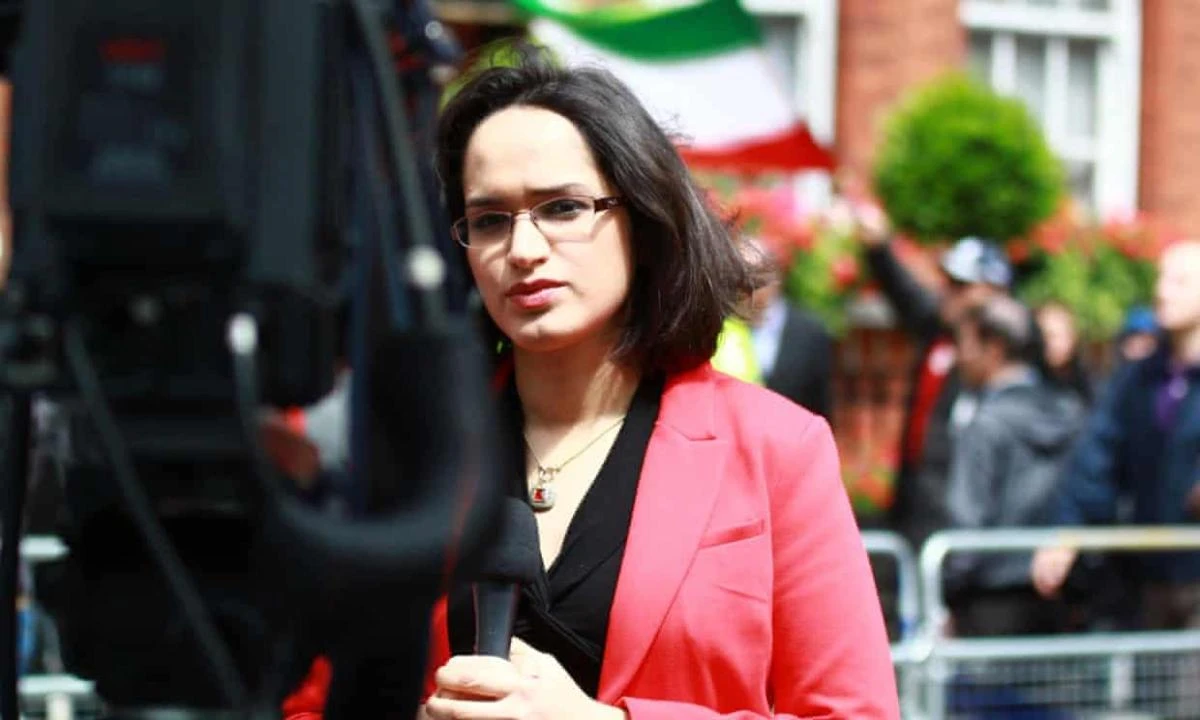 BBC Persian presenter Rana Rahimpour says journalists are unable to visit Iran for family funerals. (Facebook)