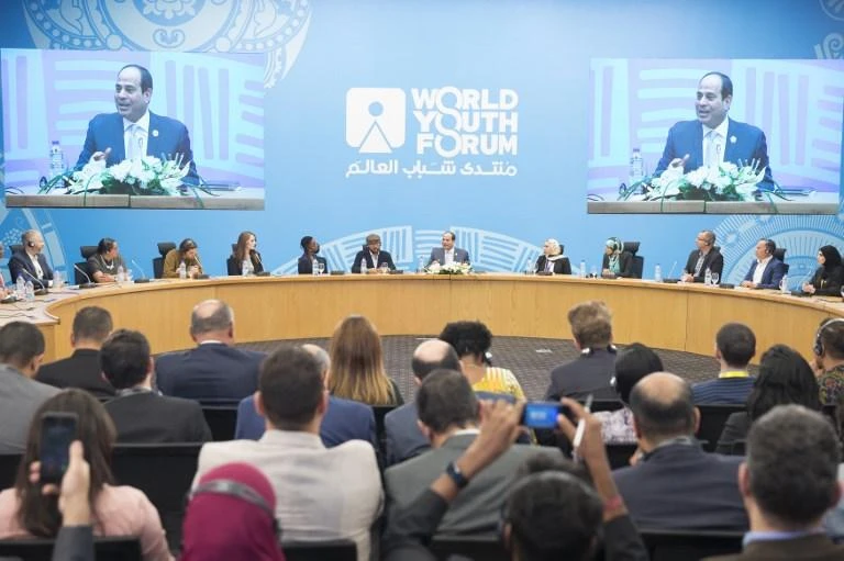 Egypt tightens restrictions on media, social networks