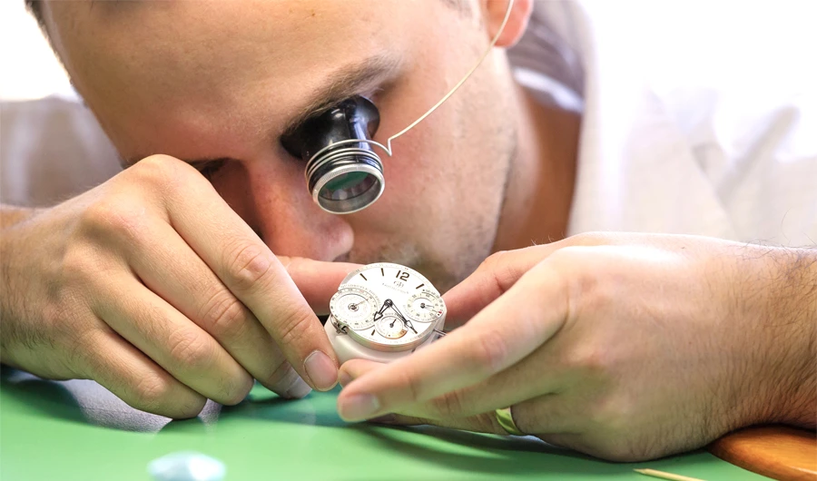 Salon des Grandes Complications creates opportunities for knowledge to be exchanged and collectors to discover limited editions and the newest launches.