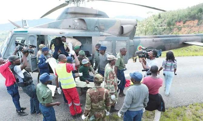 Death toll from Mozambique, Zimbabwe floods exceeds 300 as UN boosts aid