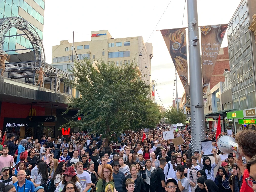 A huge rally took place in the center of Adelaide, the capital of South Australia. (AN/Mohammed Qenan)
