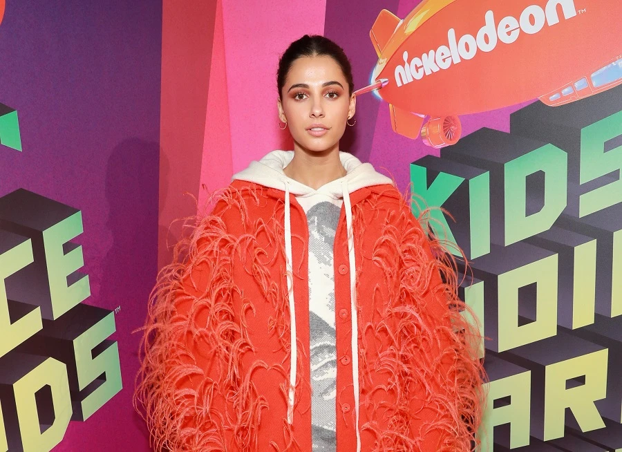 Aladdin’s Naomi Scott walks the (magic) carpet in Los Angeles