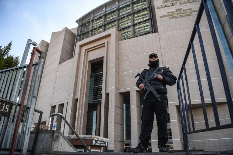 Turkish court rules to keep US consulate worker in jail