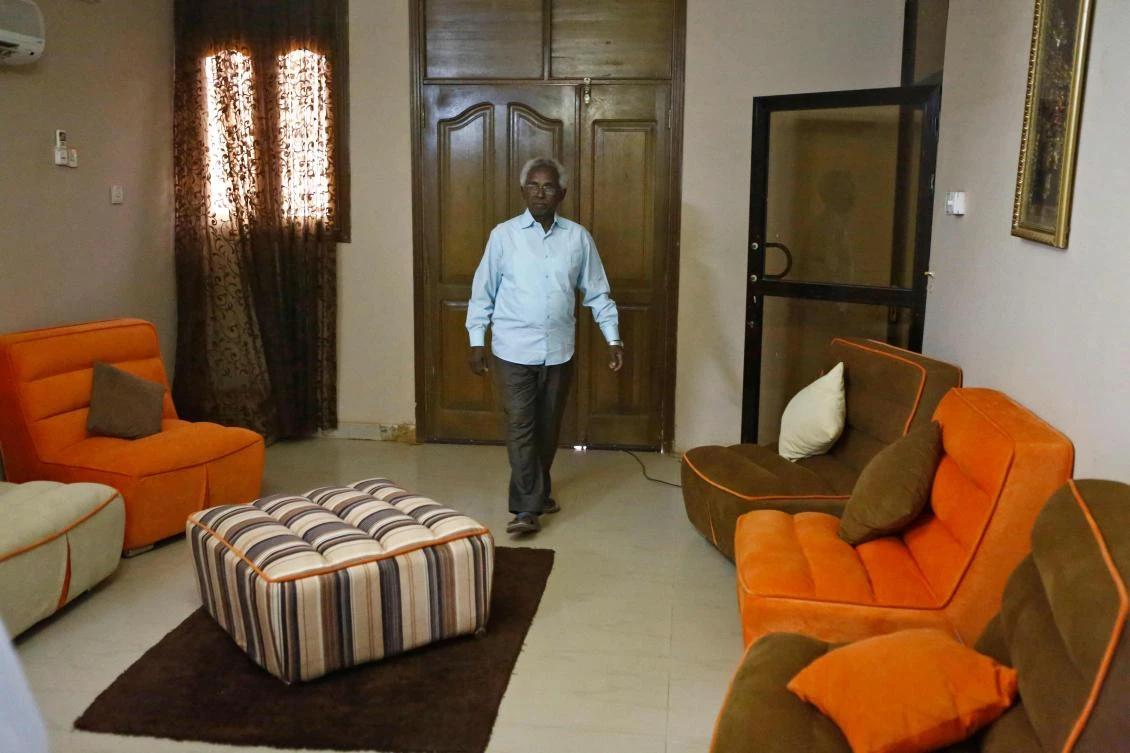 Osman Mirghani, editor-in-chief of independent daily Al-Tayar, is seen following his release from jail at his home in the Sudanese capital Khartoum's twin city of Omdurman, on March 29, 2019. (AFP)