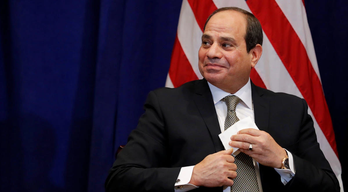 Egypt’s President El-Sisi raises minimum wage by 67 percent