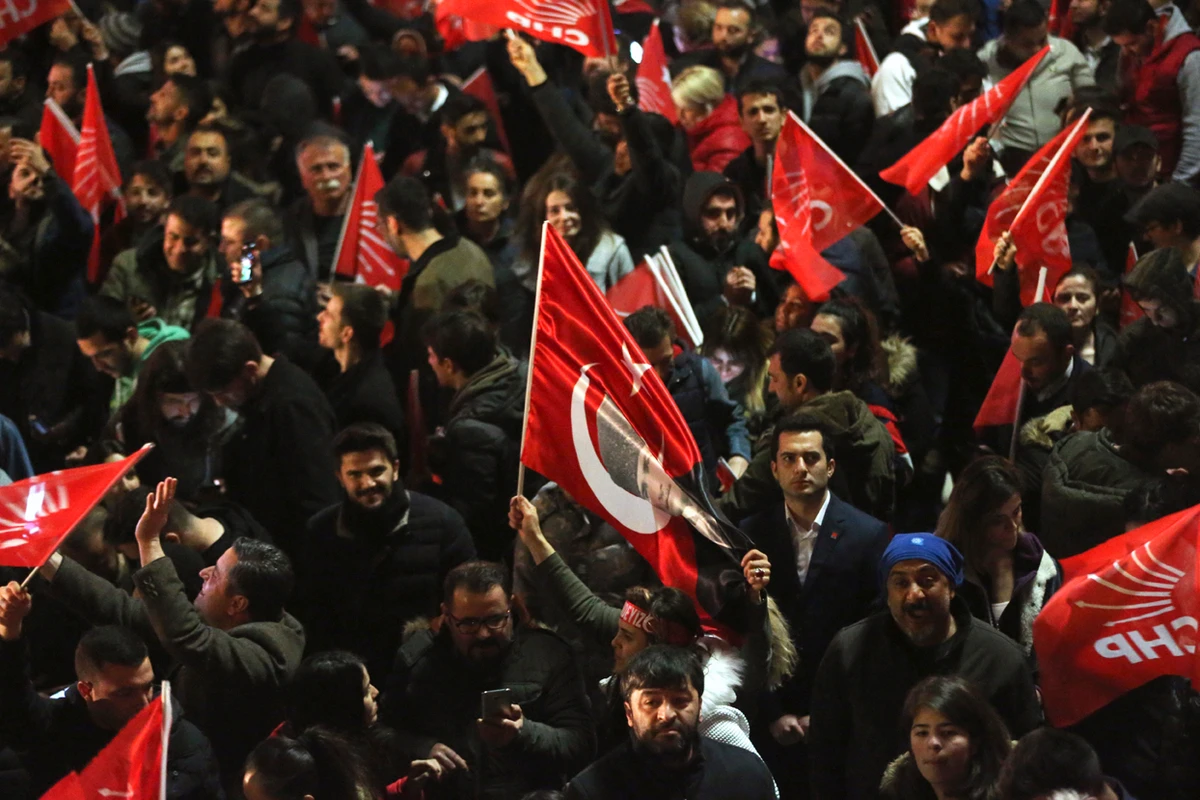 Supporters of the Republican People's Party, CHP, celebrate as preliminary results of the local elections are announced in Ankara, Turkey, on March 31, 2019. (AP Photo/Burhan Ozbilici)