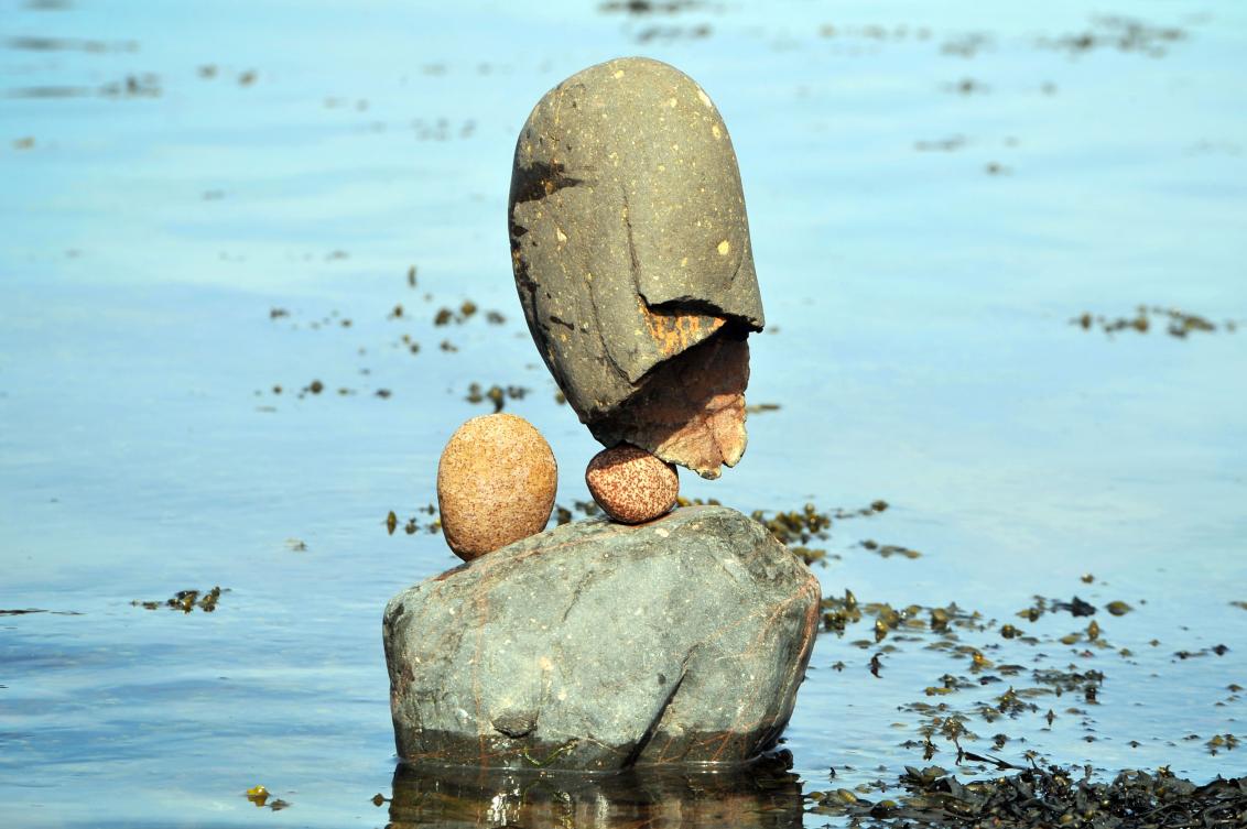 A picture shows a balanced sculpture built during the European Stone Stacking Championships 2019 in Dunbar, Scotland, on April 21, 2019. The European Stone Stacking Championships are Europe’s largest championships for all Stone Stacking and Rock Balancing artists and practitioners. Stackers compete in four competitions creating sculptures using stones and balancing them using only the force of gravity. The overall winner receives a trip to llano Earth Art Festival and World Stone Balancing competition 2020. / AFP / Andy Buchanan