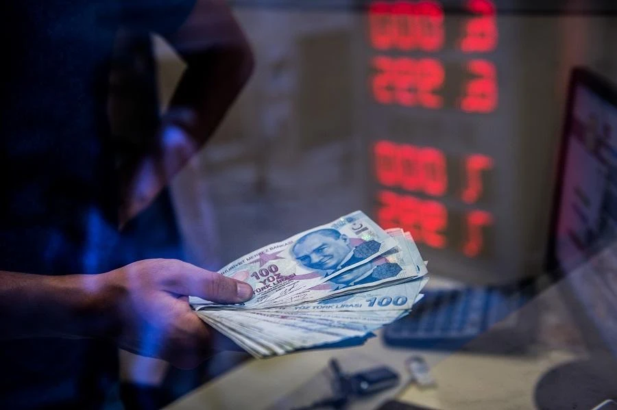 The renewed slip in Turkey’s financial markets and uncertain policy reaction to recession raises a risk of further capital flight. (File/AFP)