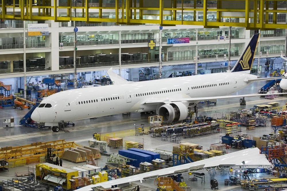 Singapore Airlines grounds two 787-10s citing Rolls-Royce engine problem