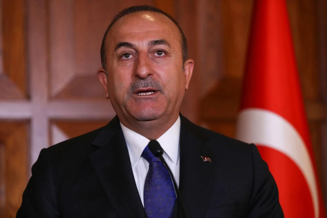 Turkish FM says no turning back from Russia arms deal