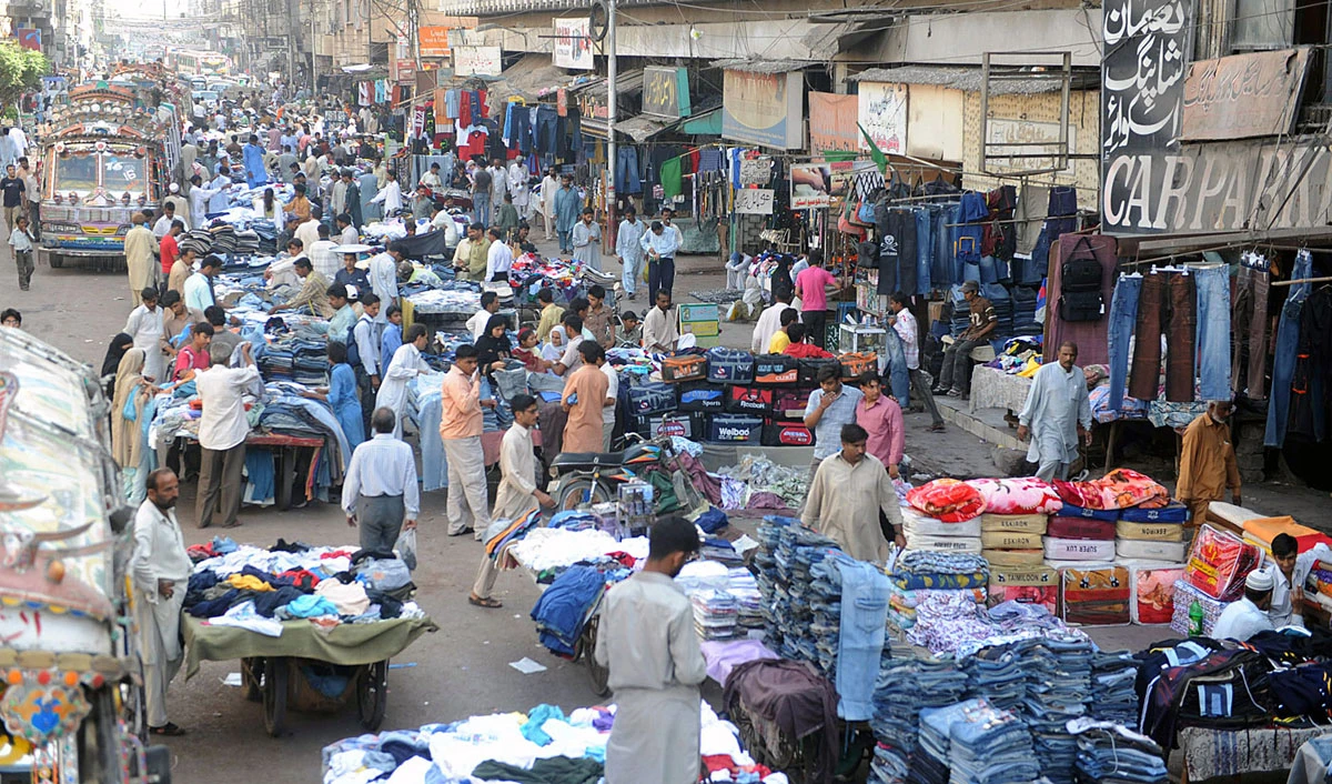 Asian Development Bank sees Pakistan’s growth slowing to 3.9 percent