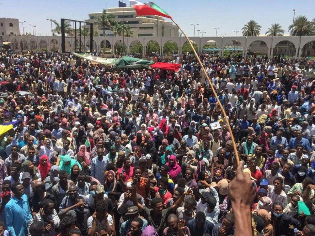 Sudanese protesters are demonstrating for the third-night in a row outside the army headquarters in Khartoum. (AFP)